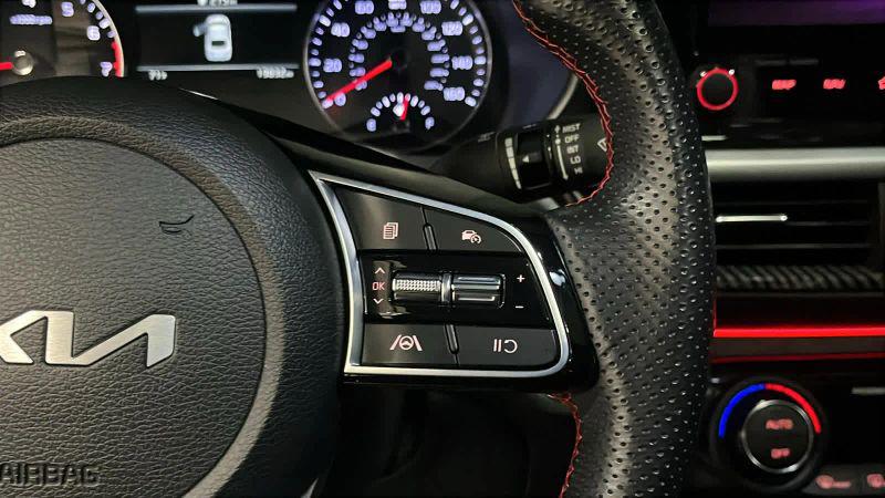 2023 Kia Forte GT Manual