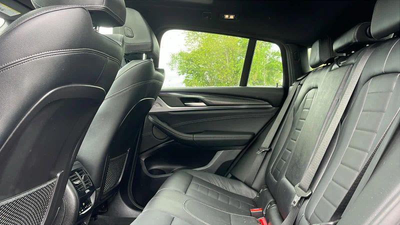 2024 BMW X4 xDrive30i