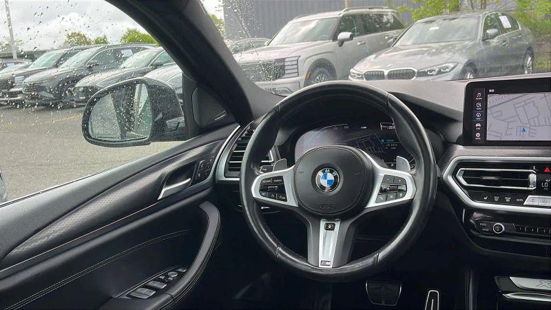 2024 BMW X4 xDrive30i