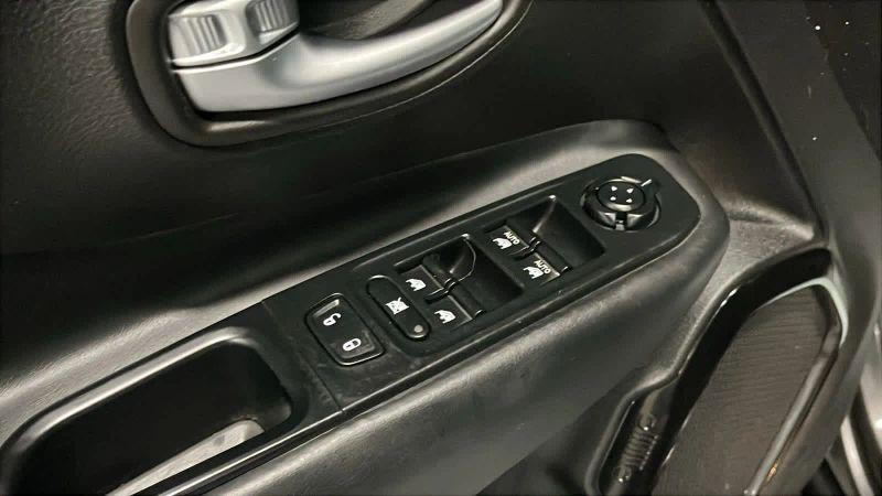 2017 Jeep Renegade Altitude 4x4
