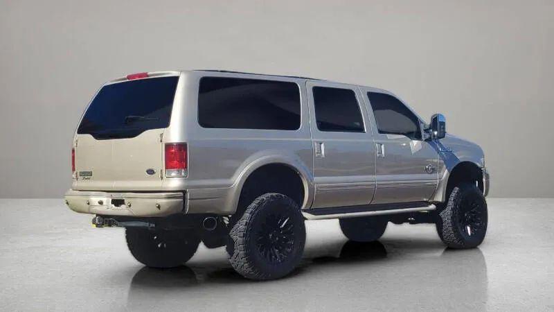 2005 Ford Excursion Limited