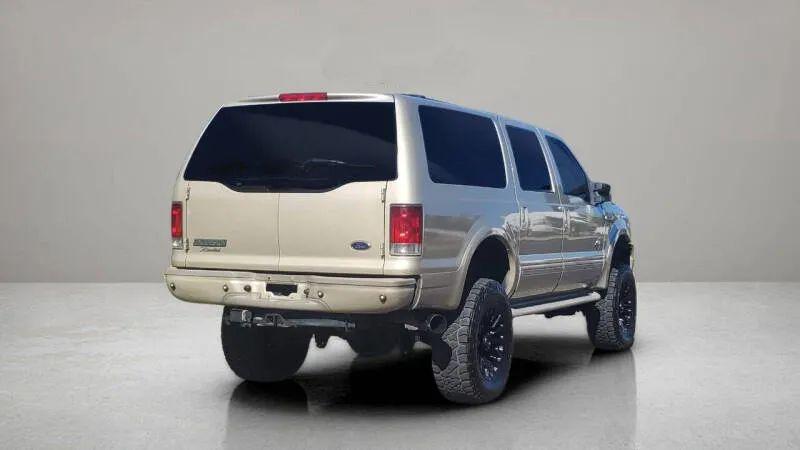 2005 Ford Excursion Limited