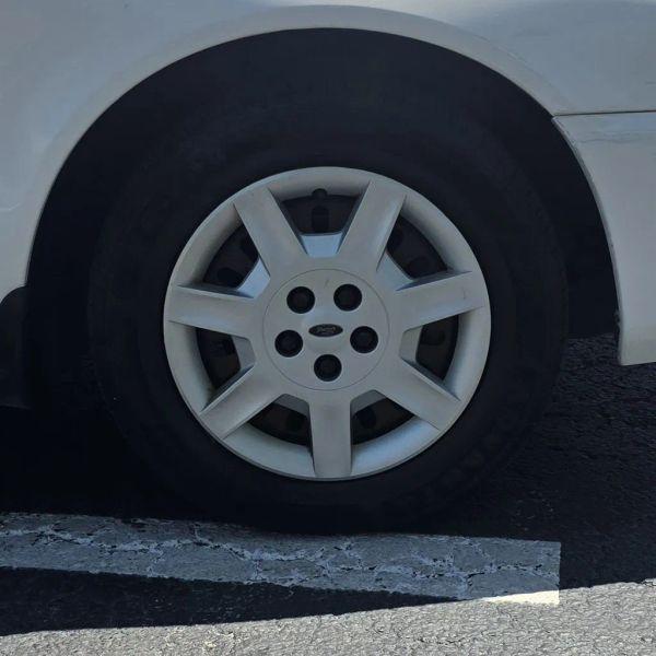 2007 Ford Taurus SE