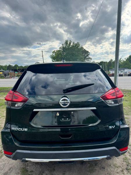 2018 Nissan Rogue SV