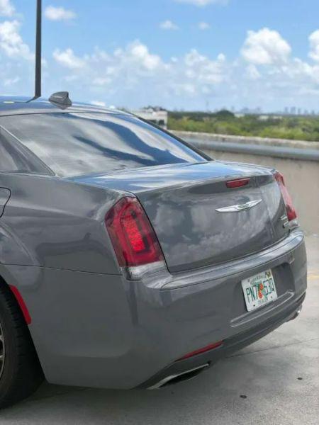 2018 Chrysler 300 300S