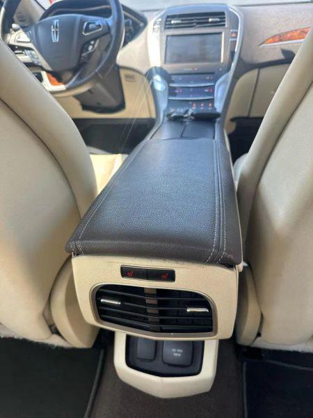 2015 Lincoln MKZ Base