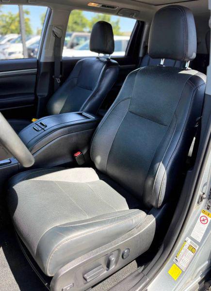 2019 Toyota Highlander Limited Platinum