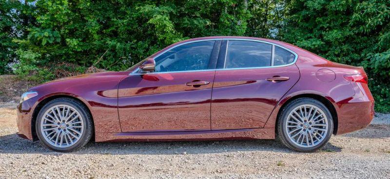 2019 Alfa Romeo Giulia Ti Lusso RWD