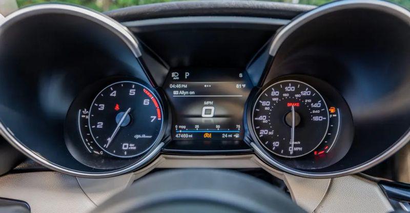 2019 Alfa Romeo Giulia Ti Lusso RWD