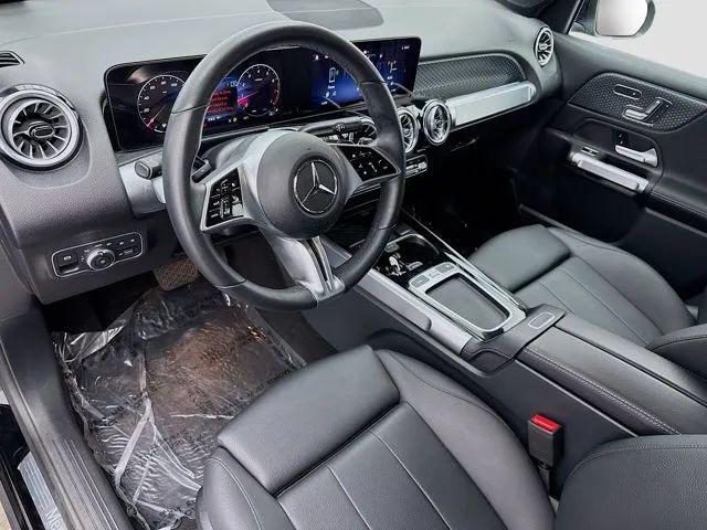 2025 Mercedes-Benz GLB 250