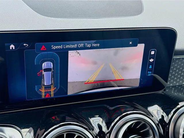 2025 Mercedes-Benz GLB 250