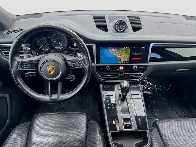 2022 Porsche Macan Base