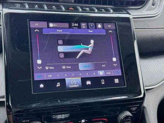 2023 Jeep Grand Cherokee L Laredo 4x4