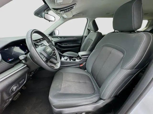 2023 Jeep Grand Cherokee L Laredo 4x4