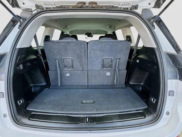 2023 Jeep Grand Cherokee L Laredo 4x4