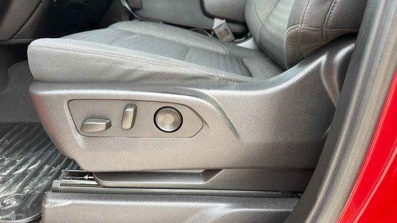 2024 Chevrolet Silverado 1500 2WD Crew Cab Short Bed Custom