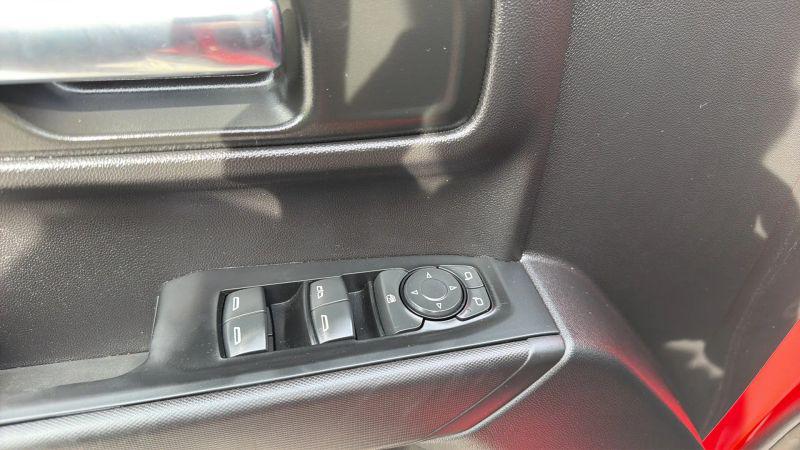 2024 Chevrolet Silverado 1500 2WD Crew Cab Short Bed Custom