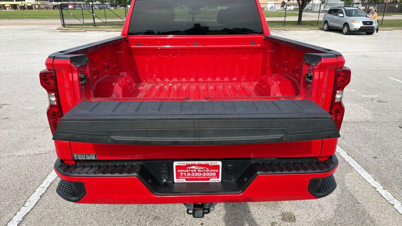 2024 Chevrolet Silverado 1500 2WD Crew Cab Short Bed Custom