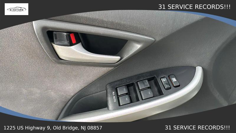 2011 Toyota Prius Two