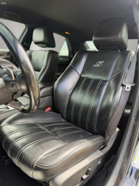 2019 Chrysler 300 300S