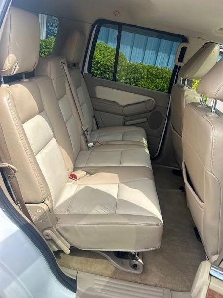2010 Ford Explorer Eddie Bauer