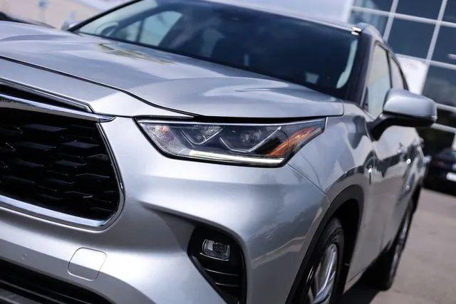 2020 Toyota Highlander Platinum