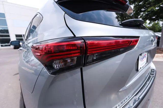 2020 Toyota Highlander Platinum