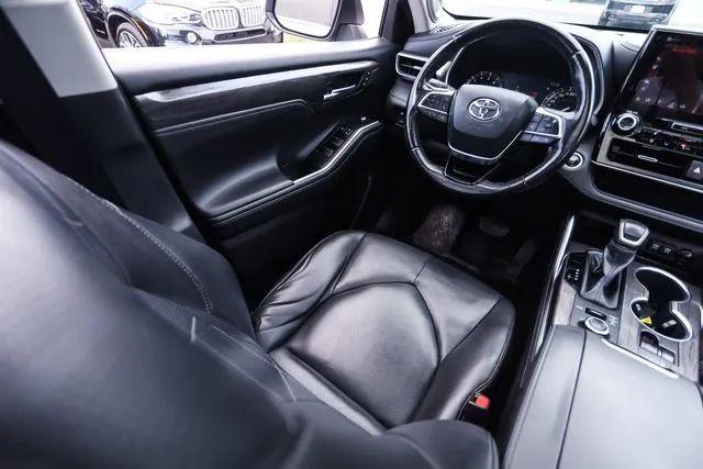 2020 Toyota Highlander Platinum