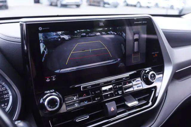2020 Toyota Highlander Platinum
