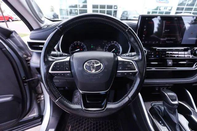 2020 Toyota Highlander Platinum
