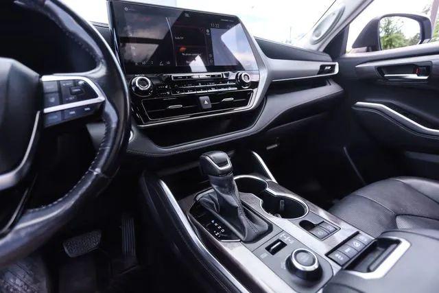2020 Toyota Highlander Platinum