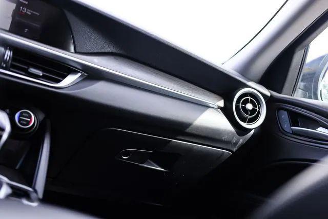 2021 Alfa Romeo Stelvio Ti AWD