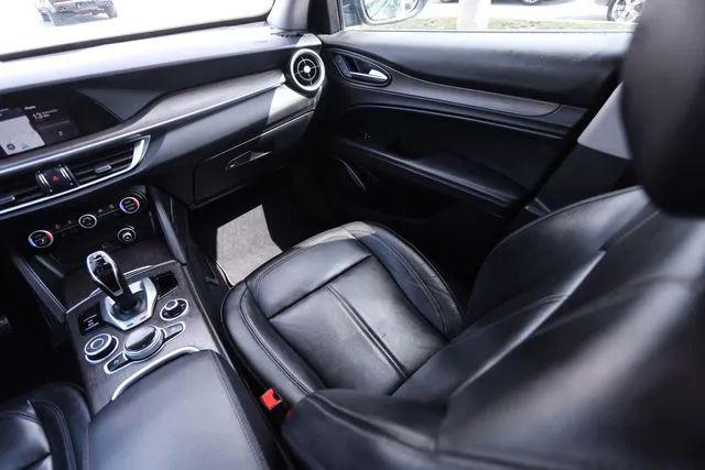 2021 Alfa Romeo Stelvio Ti AWD