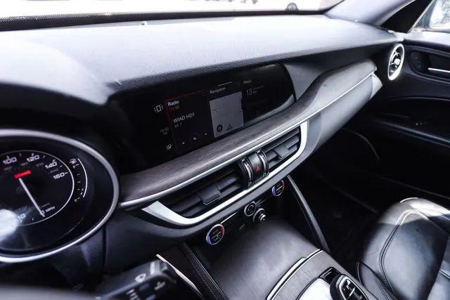 2021 Alfa Romeo Stelvio Ti AWD