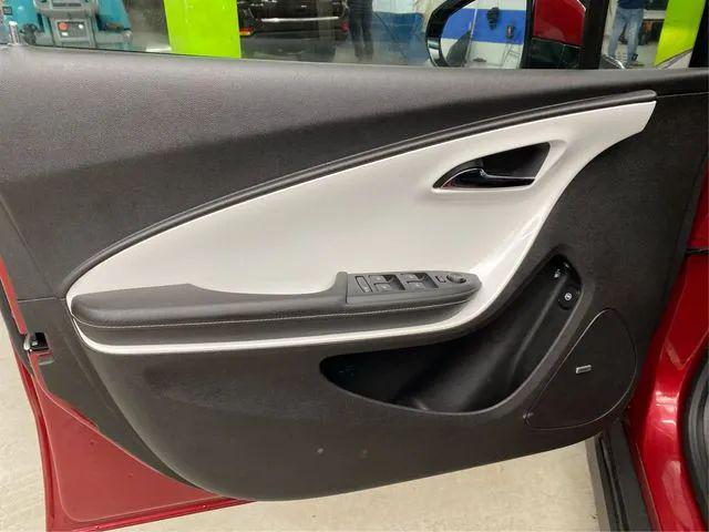 2013 Chevrolet Volt Base