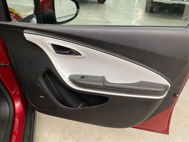 2013 Chevrolet Volt Base