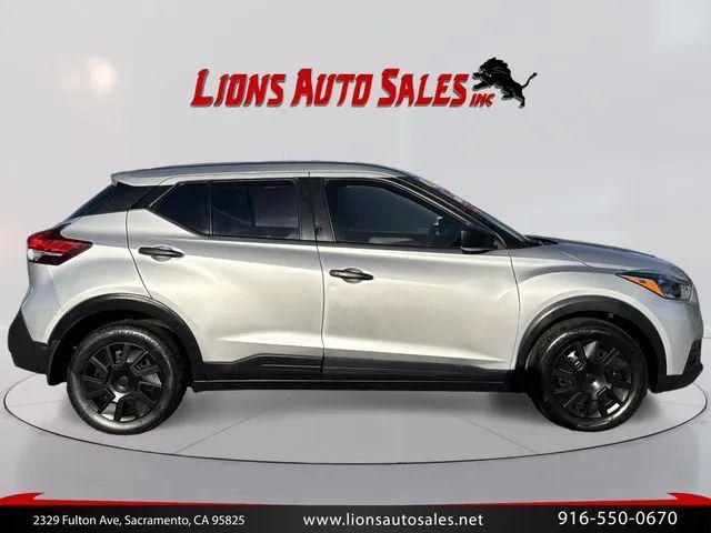 2020 Nissan Kicks S Xtronic CVT