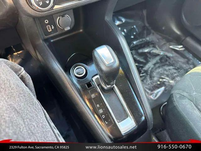 2020 Nissan Kicks S Xtronic CVT