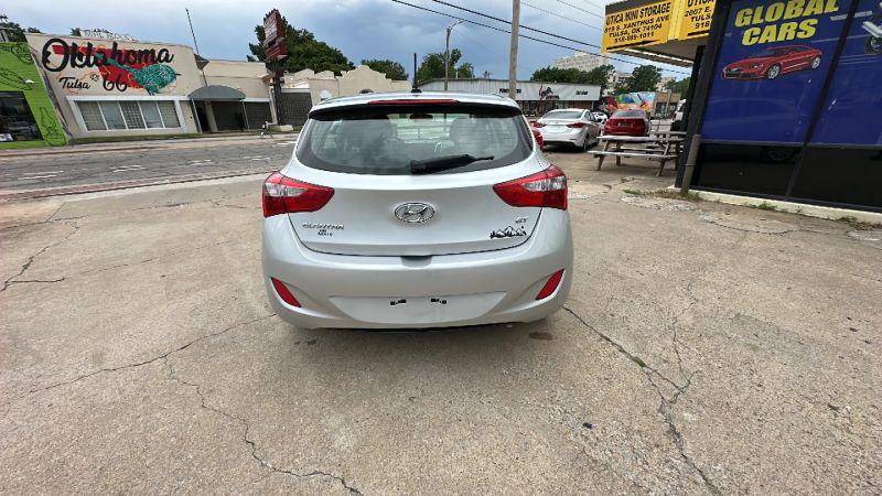 2017 Hyundai Elantra GT Base