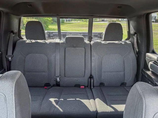 2021 Ram 1500 Big Horn Crew Cab 4x4 5'7" Box