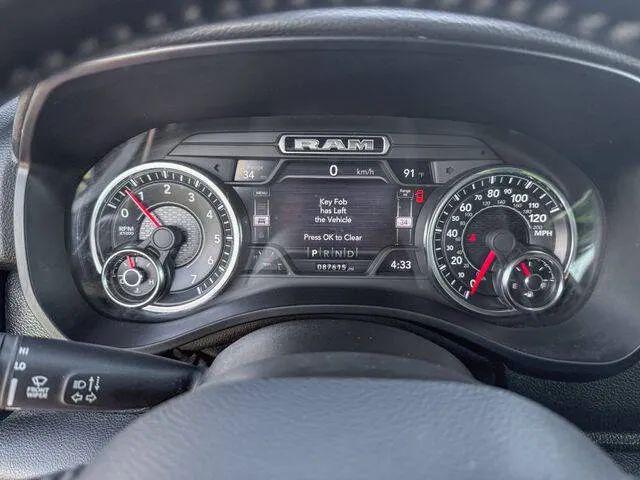 2021 Ram 1500 Big Horn Crew Cab 4x4 5'7" Box