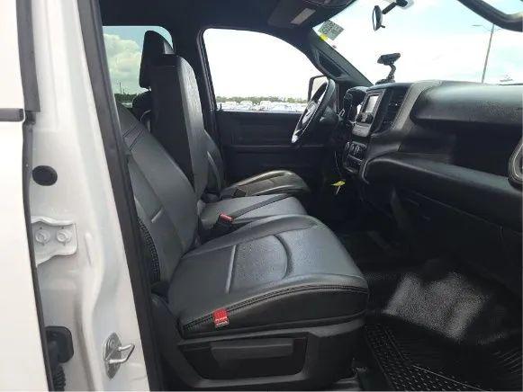 2024 Ram 3500 Tradesman Crew Cab 4x4 8' Box