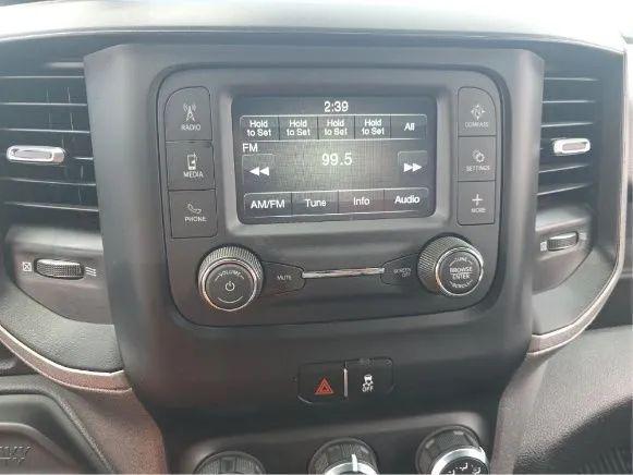 2024 Ram 3500 Tradesman Crew Cab 4x4 8' Box