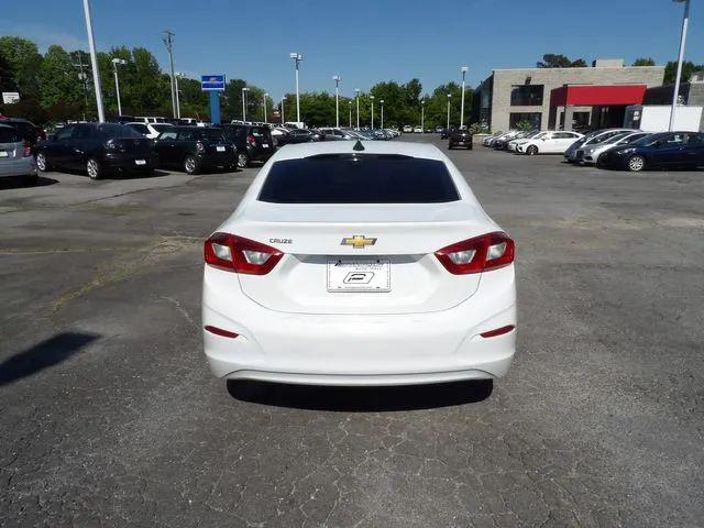 2016 Chevrolet Cruze LS Auto