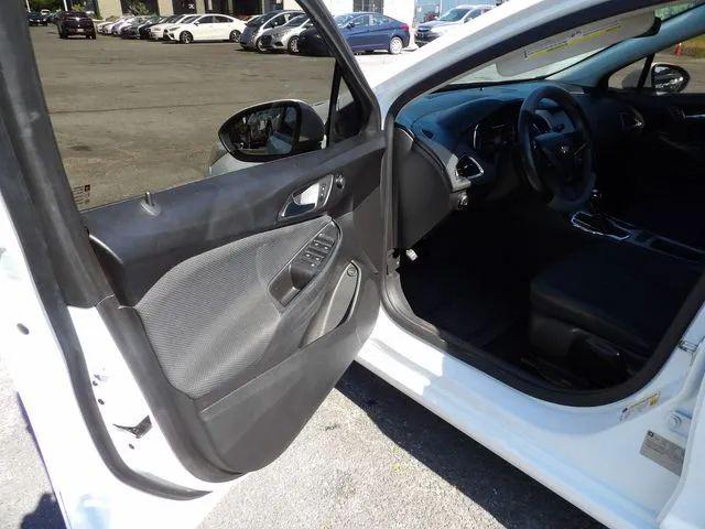 2016 Chevrolet Cruze LS Auto