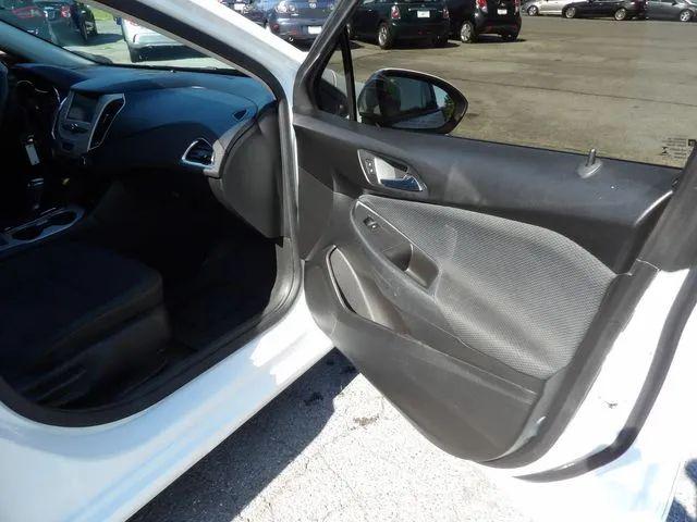 2016 Chevrolet Cruze LS Auto