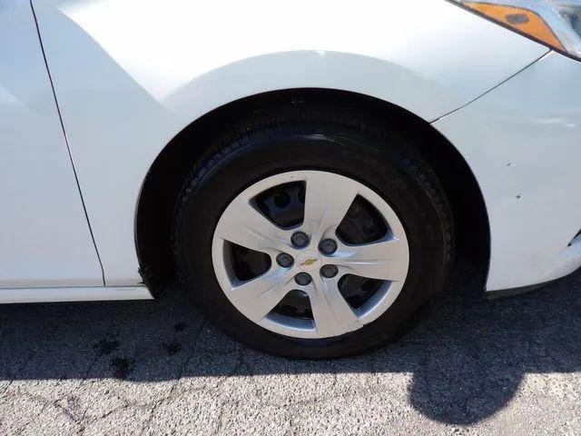 2016 Chevrolet Cruze LS Auto