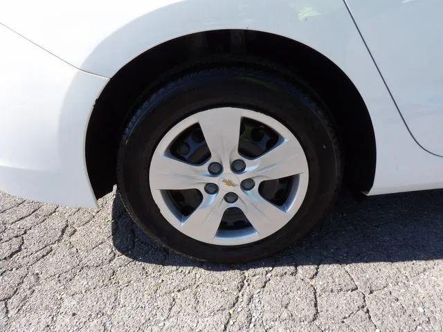 2016 Chevrolet Cruze LS Auto