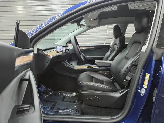 2025 Tesla Model Y Long Range Dual Motor All-Wheel Drive