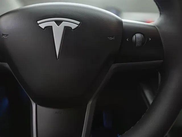 2025 Tesla Model Y Long Range Dual Motor All-Wheel Drive